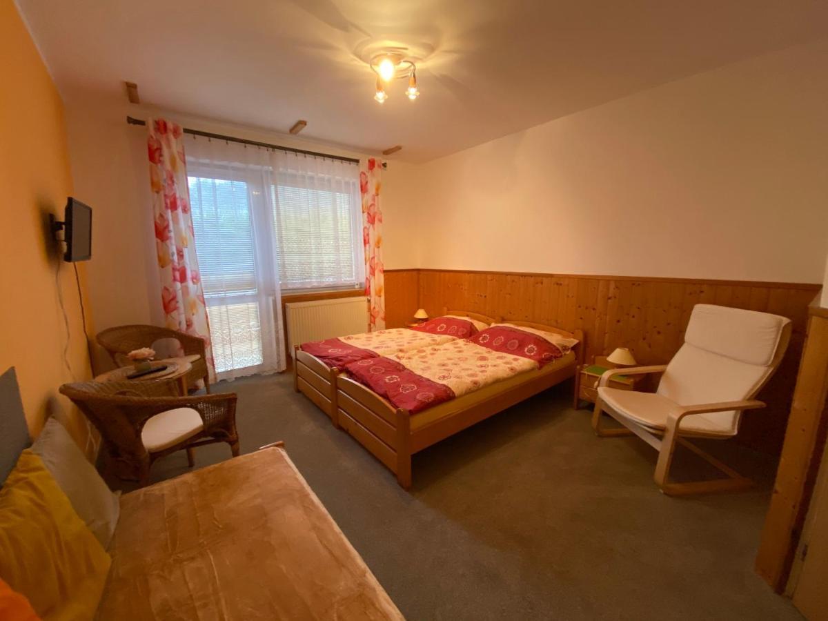 Apartmany U Kamenky วัลคาบี ภายนอก รูปภาพ