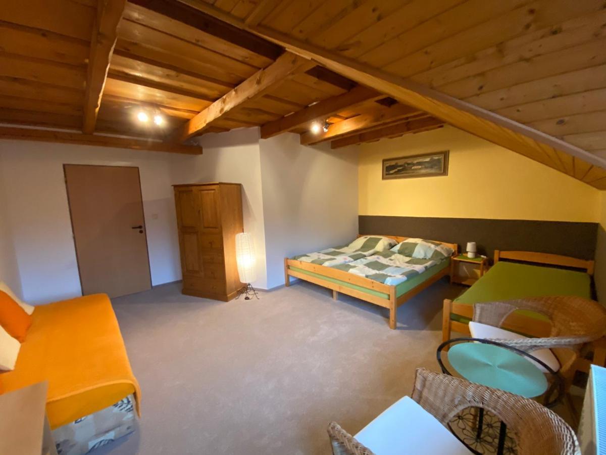 Apartmany U Kamenky วัลคาบี ภายนอก รูปภาพ